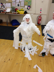 Mummy wrapping, Autumn '15